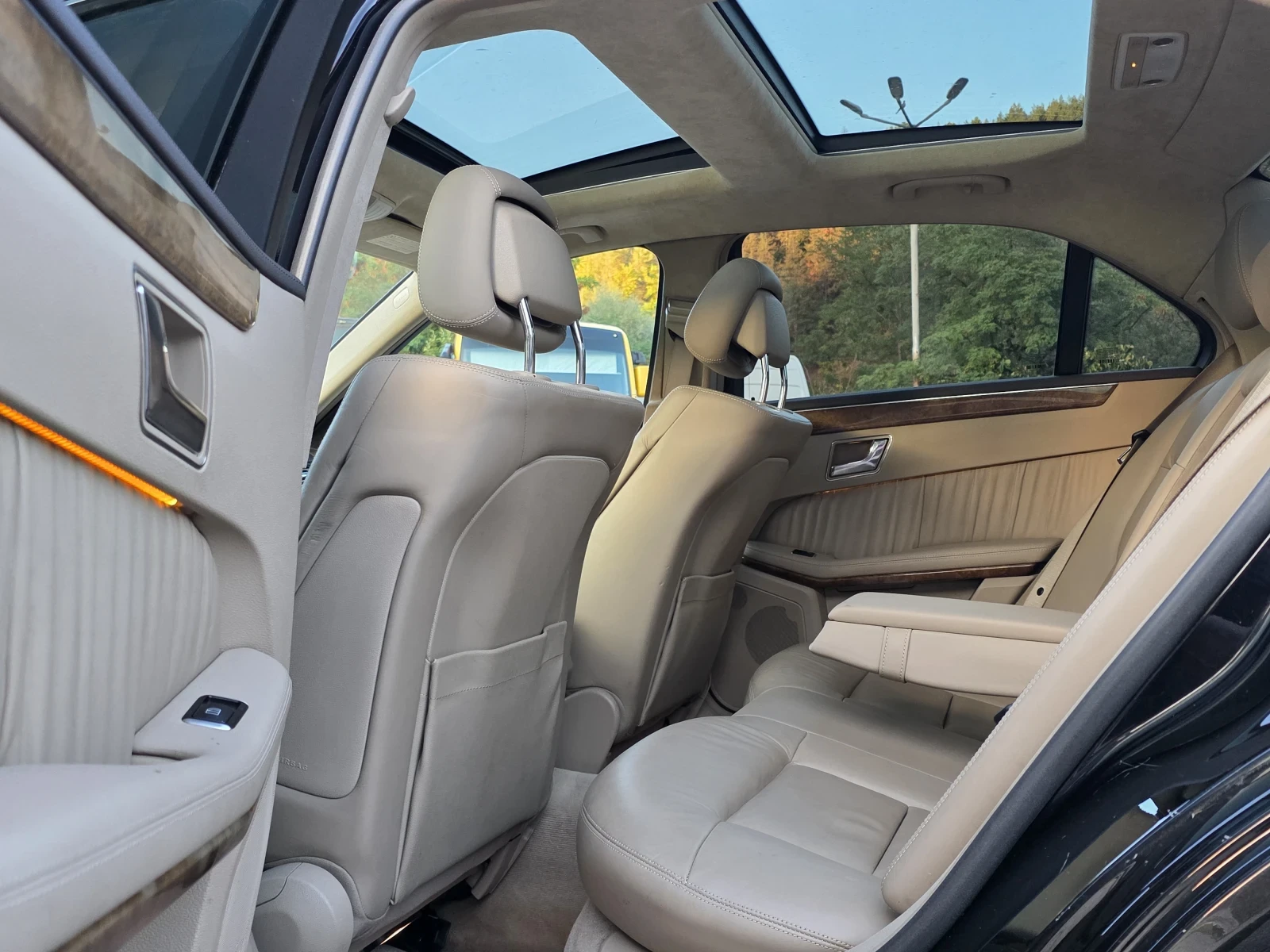 Mercedes-Benz E 350 ��� ��������� ������ 100% ��������� | Mobile.bg � ����������� 9