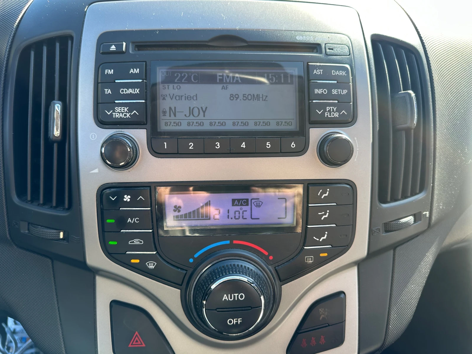 Hyundai I30 1.4i | Mobile.bg � ����������� 10