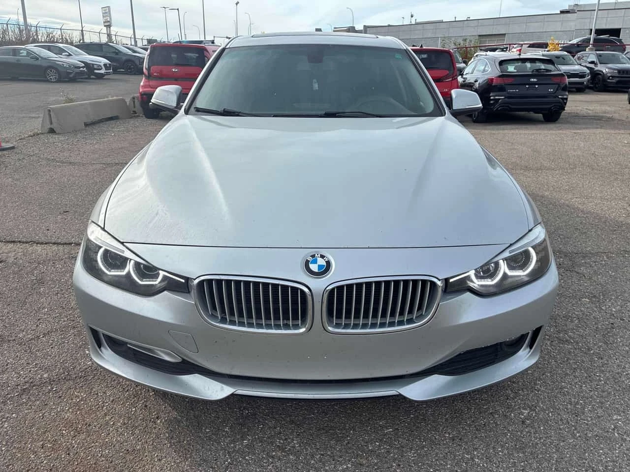 BMW 320 * 320i xDrive * CARFAX *  | Mobile.bg � ����������� 6