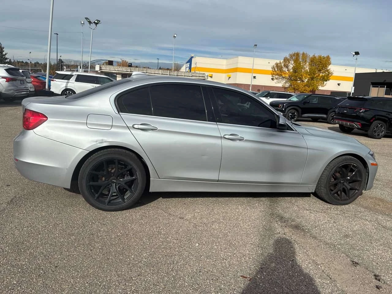 BMW 320 * 320i xDrive * CARFAX *  | Mobile.bg � ����������� 3