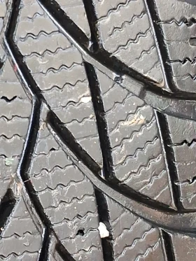 Dacia Duster 1.6 газ 4х4, снимка 15