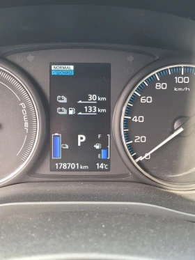 Mitsubishi Outlander 2.0 PLUG IN HYBRID /, снимка 17