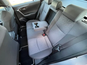 Toyota Rav4 2.5Hybrid  /Сервизирана само в Тойота до 07.2026 | Auto.bg — изображение 13