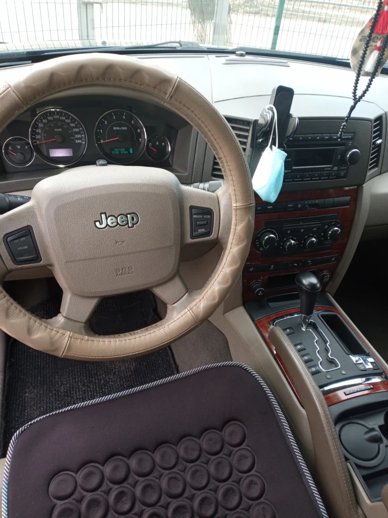 Jeep Grand cherokee 3000, снимка 7 - Автомобили и джипове - 48150260