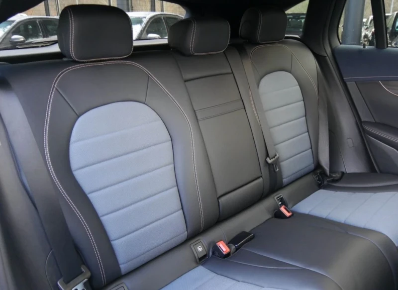 Mercedes-Benz EQC 400 Distr Key Multibeam 360 schiebidach, снимка 4 - Автомобили и джипове - 52662977