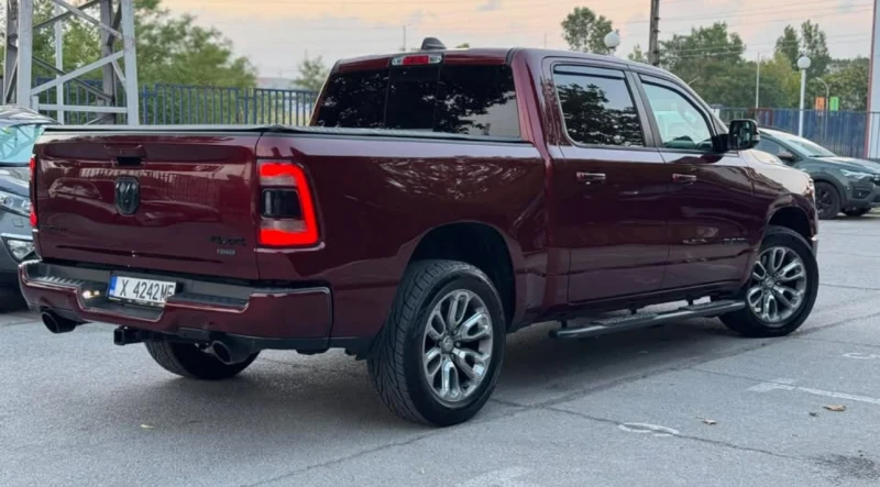 Dodge RAM 1500 5.7 HEMI, снимка 4 - Автомобили и джипове - 52471145