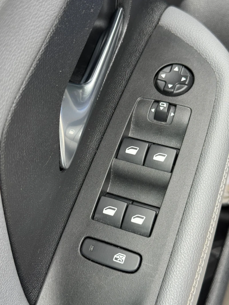 Opel Mokka, снимка 12 - Автомобили и джипове - 52318126