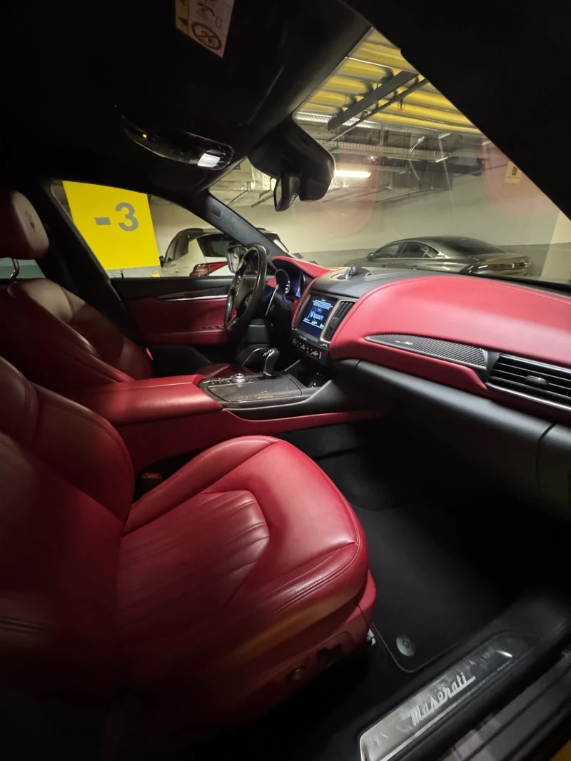 Maserati Levante, снимка 8 - Автомобили и джипове - 52848725