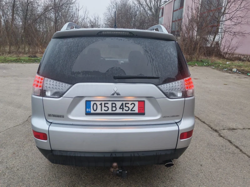 Mitsubishi Outlander 2.4i 2008G, снимка 6 - Автомобили и джипове - 53124553