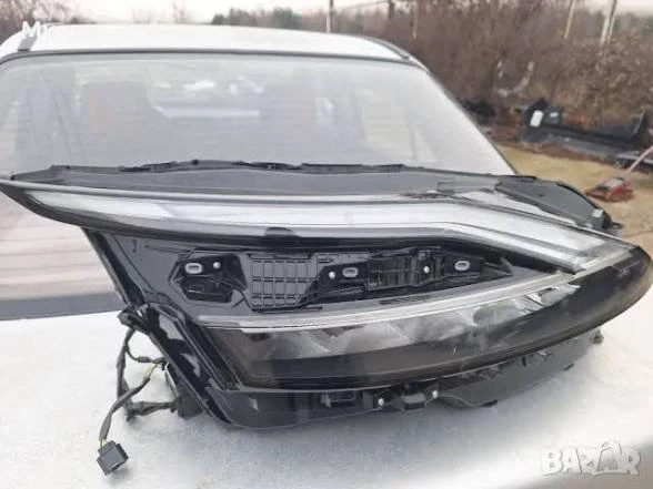 Nissan Qashqai МОРГА-2 БРОЯ 1.3 Mild -hibrid, снимка 4 - Автомобили и джипове - 54773584
