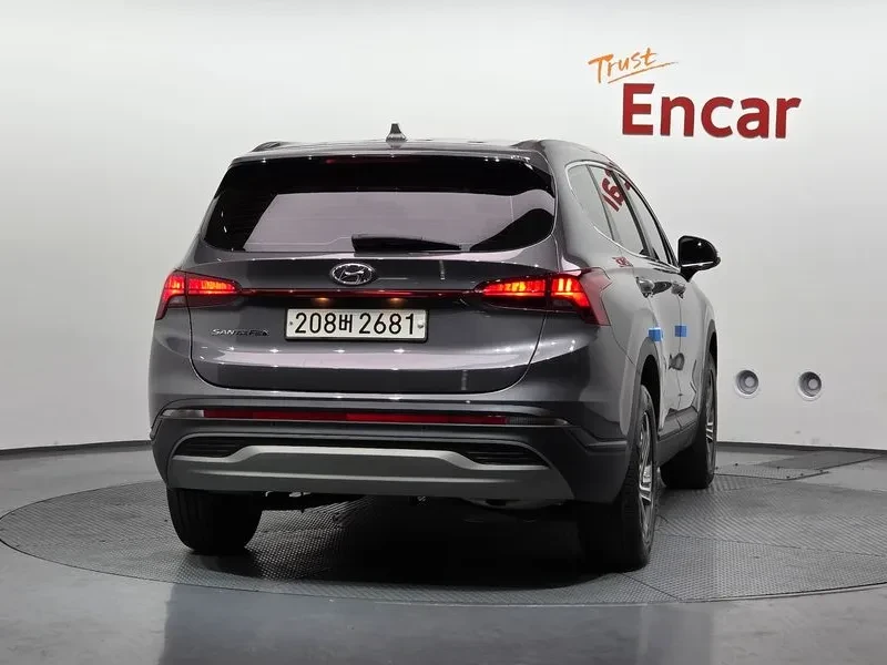 Hyundai Santa fe Diesel 2.2 2Wd Exclusive, снимка 4 - Автомобили и джипове - 54999189