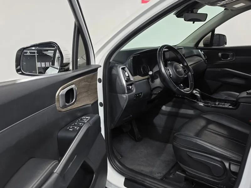 Kia Sorento 2.5T 2WD 7 ����� | Mobile.bg � ����������� 10