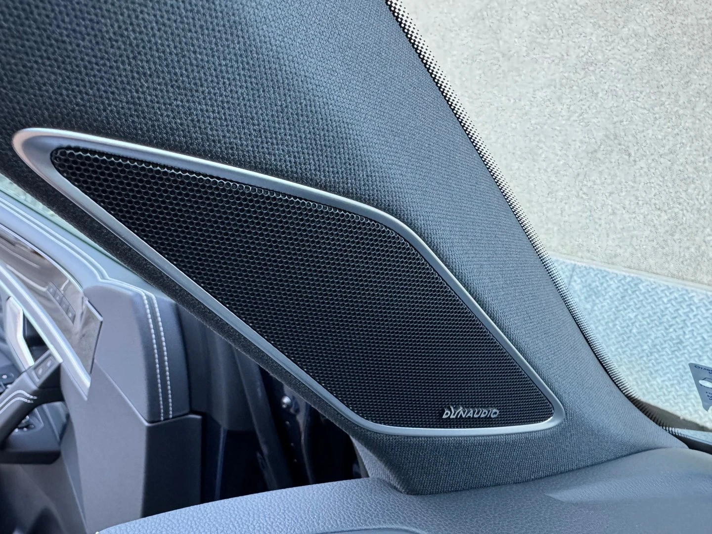 VW Touareg R-Line PA 3.0 V6 TDI SCR 4MOT | Mobile.bg   12