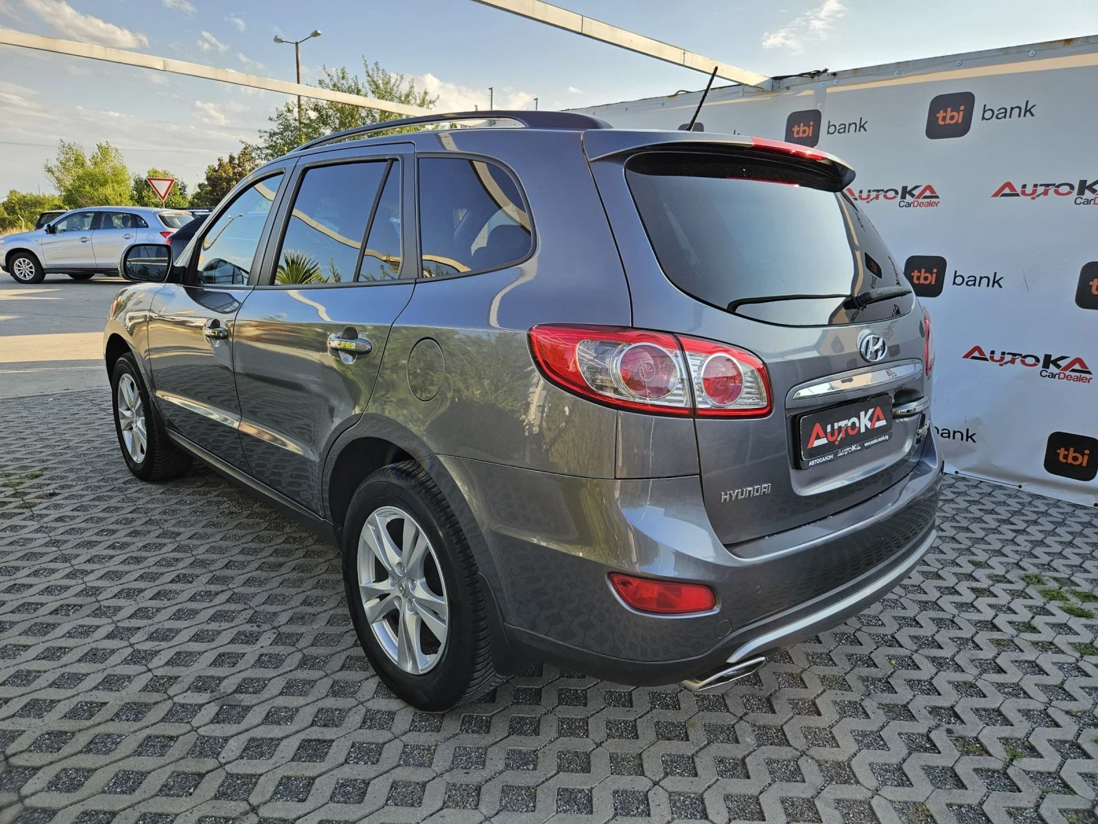Hyundai Santa fe 2.2CRDI-197кс= АВТОМАТ= 4х4= 7МЕСТА= КАМЕРА= KEYLE - изображение 5