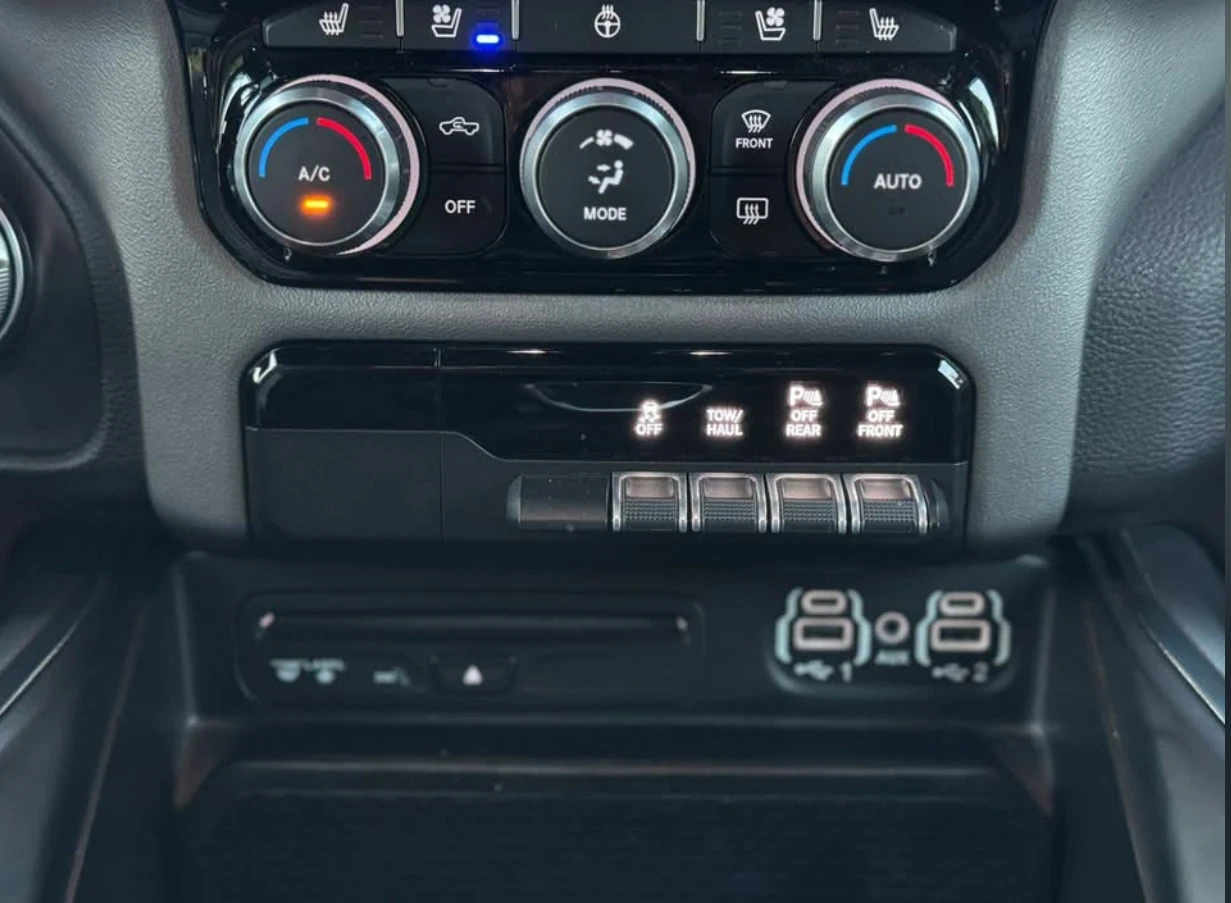 Dodge RAM 1500 5.7 HEMI | Mobile.bg   14