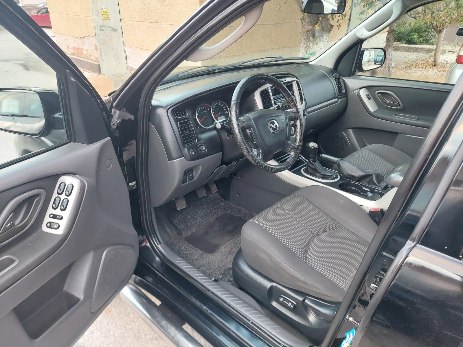 Mazda Tribute 4x4-ТОП СЪСТОЯНИЕ - изображение 8