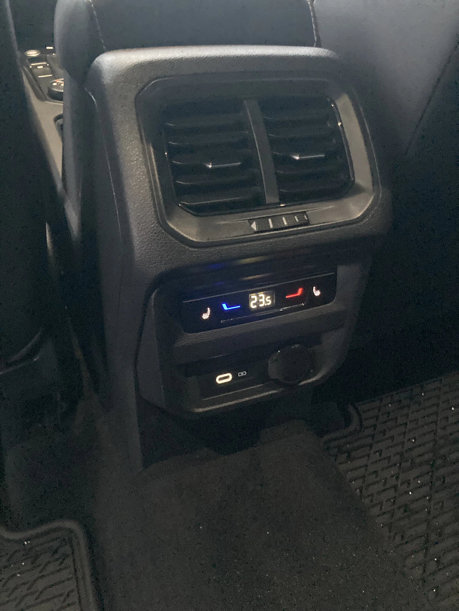 VW Tiguan * Highline* R-Line* LONG*  | Mobile.bg � ����������� 15