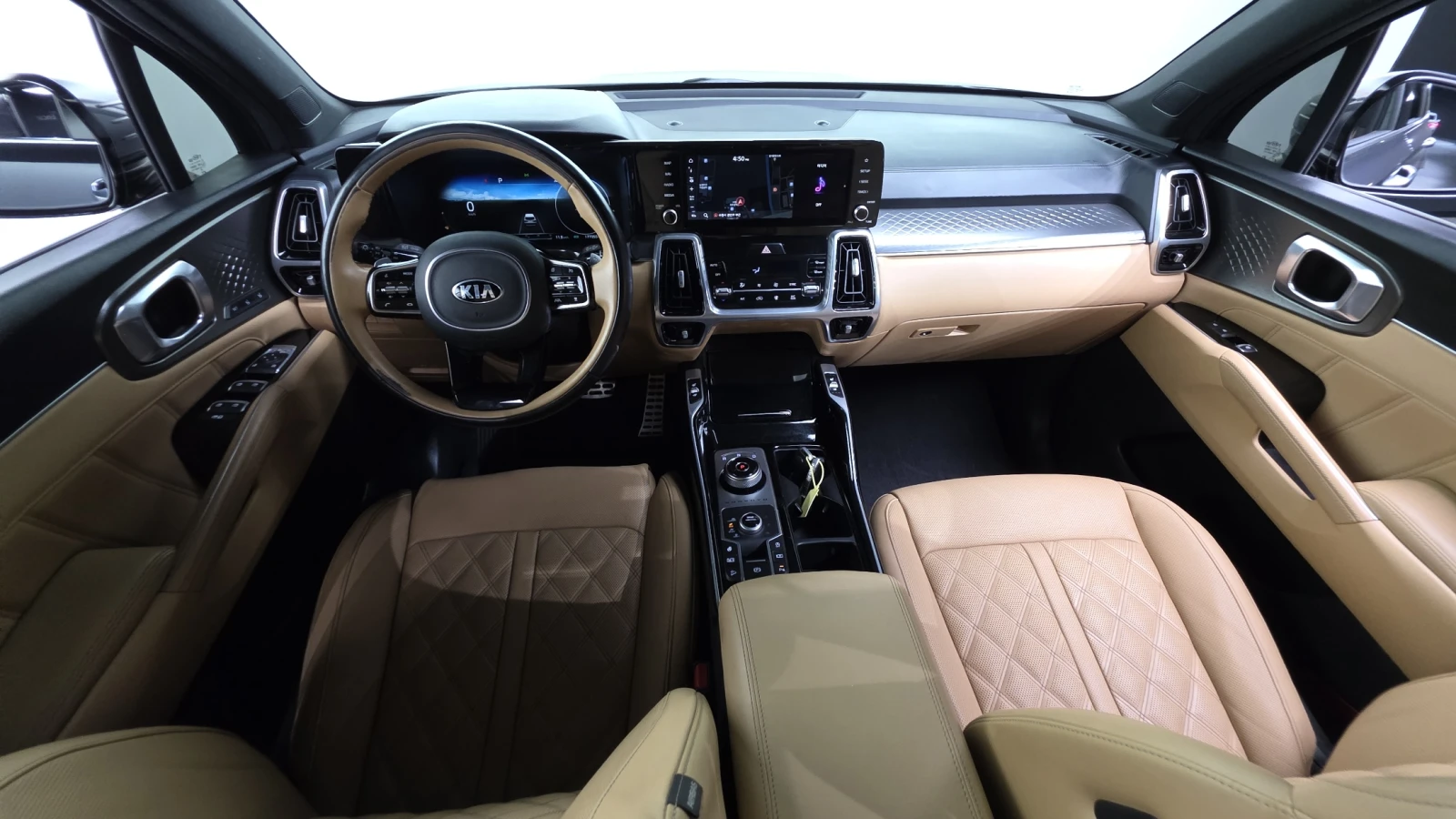 Kia Sorento 360* ОБДУХ* HUD* PANO, снимка 6 - Автомобили и джипове - 54835727