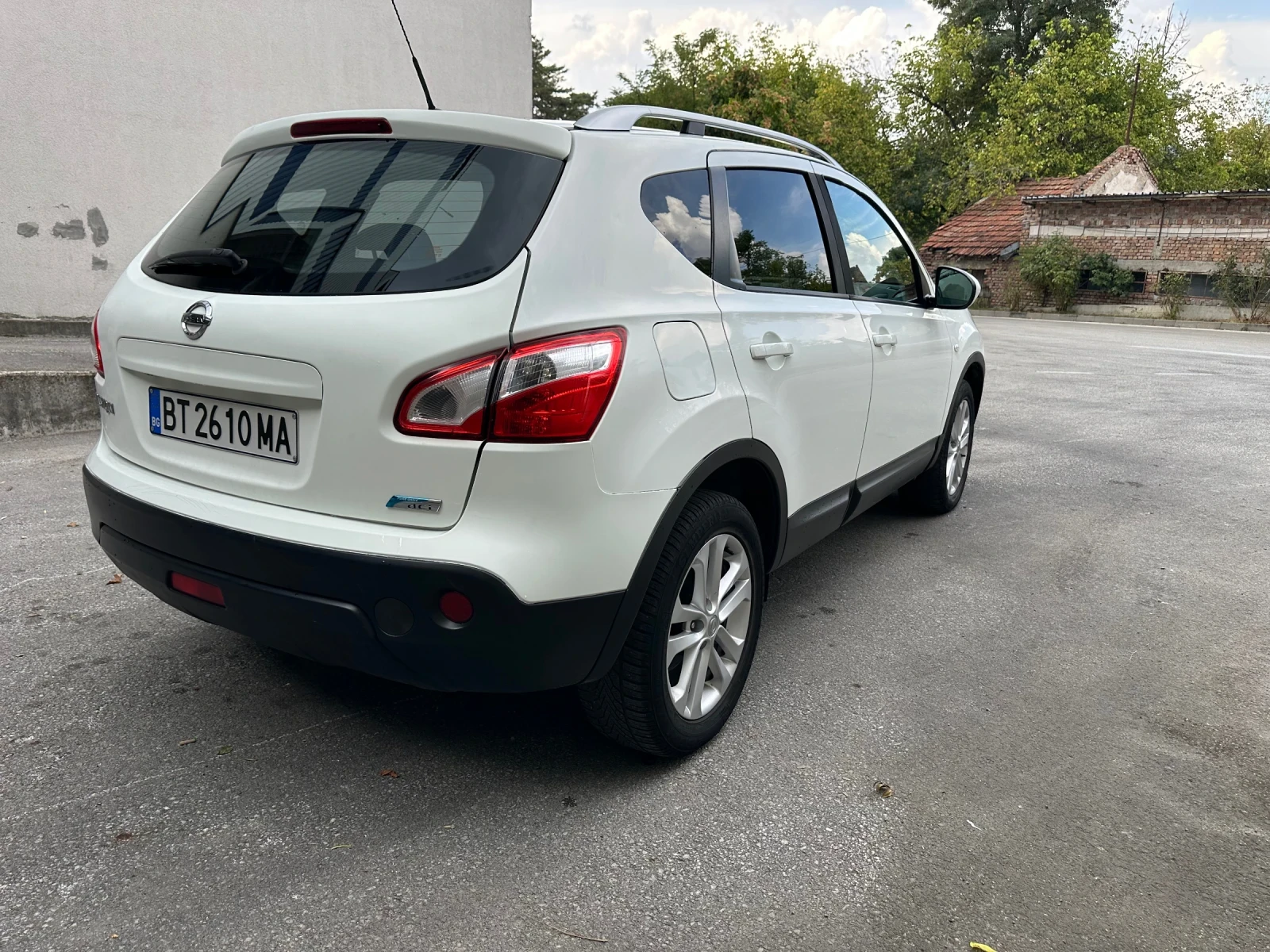 Nissan Qashqai 1.5dci, снимка 5 - Автомобили и джипове - 55940783