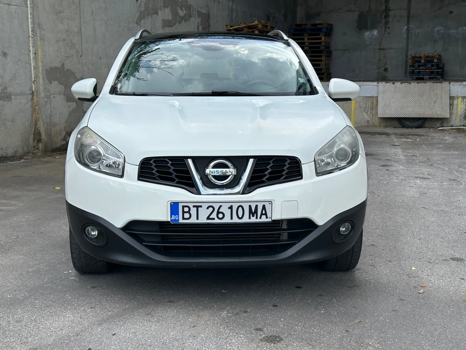 Nissan Qashqai 1.5dci, снимка 2 - Автомобили и джипове - 55940783