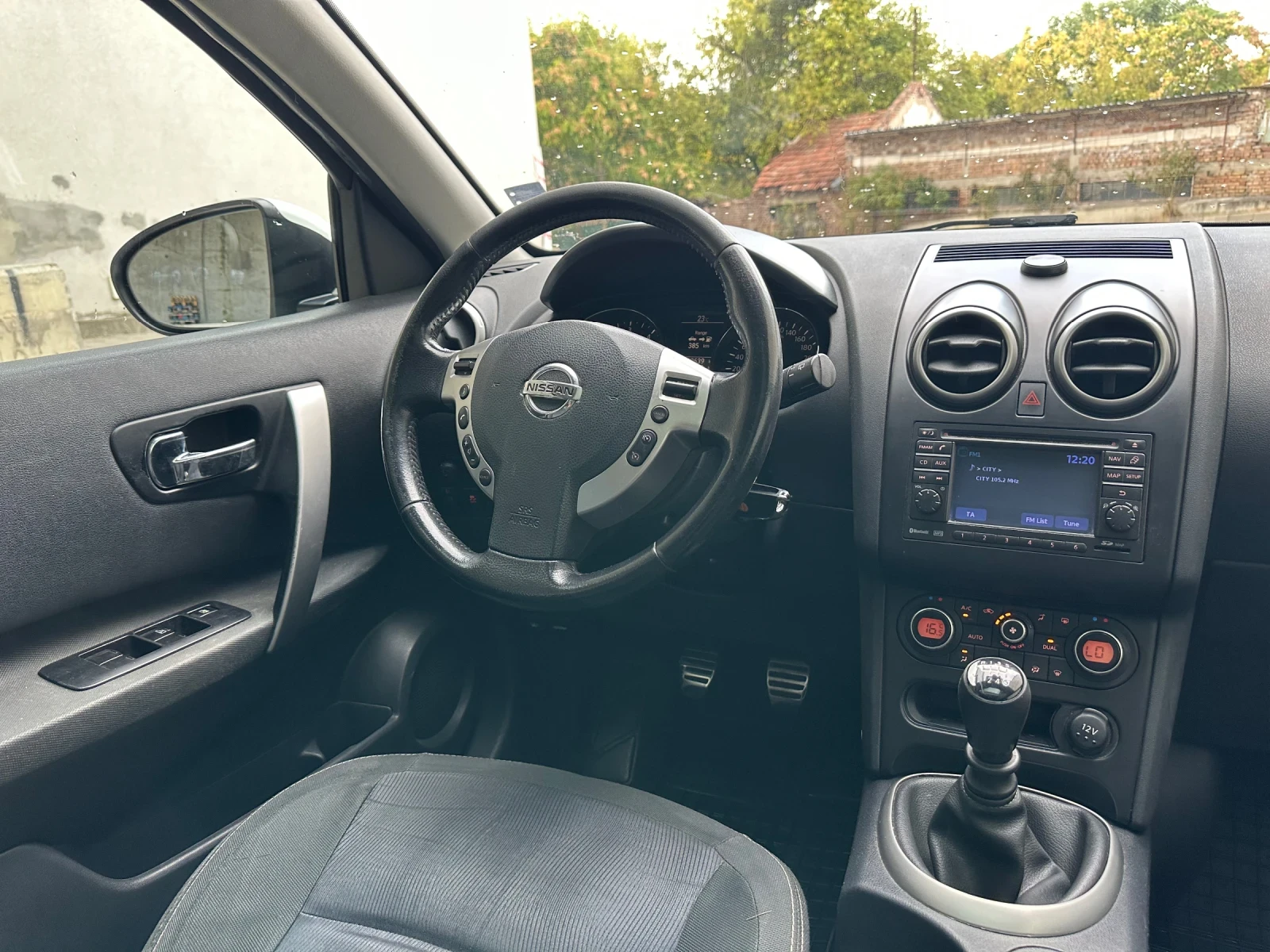 Nissan Qashqai 1.5dci, снимка 10 - Автомобили и джипове - 55940783