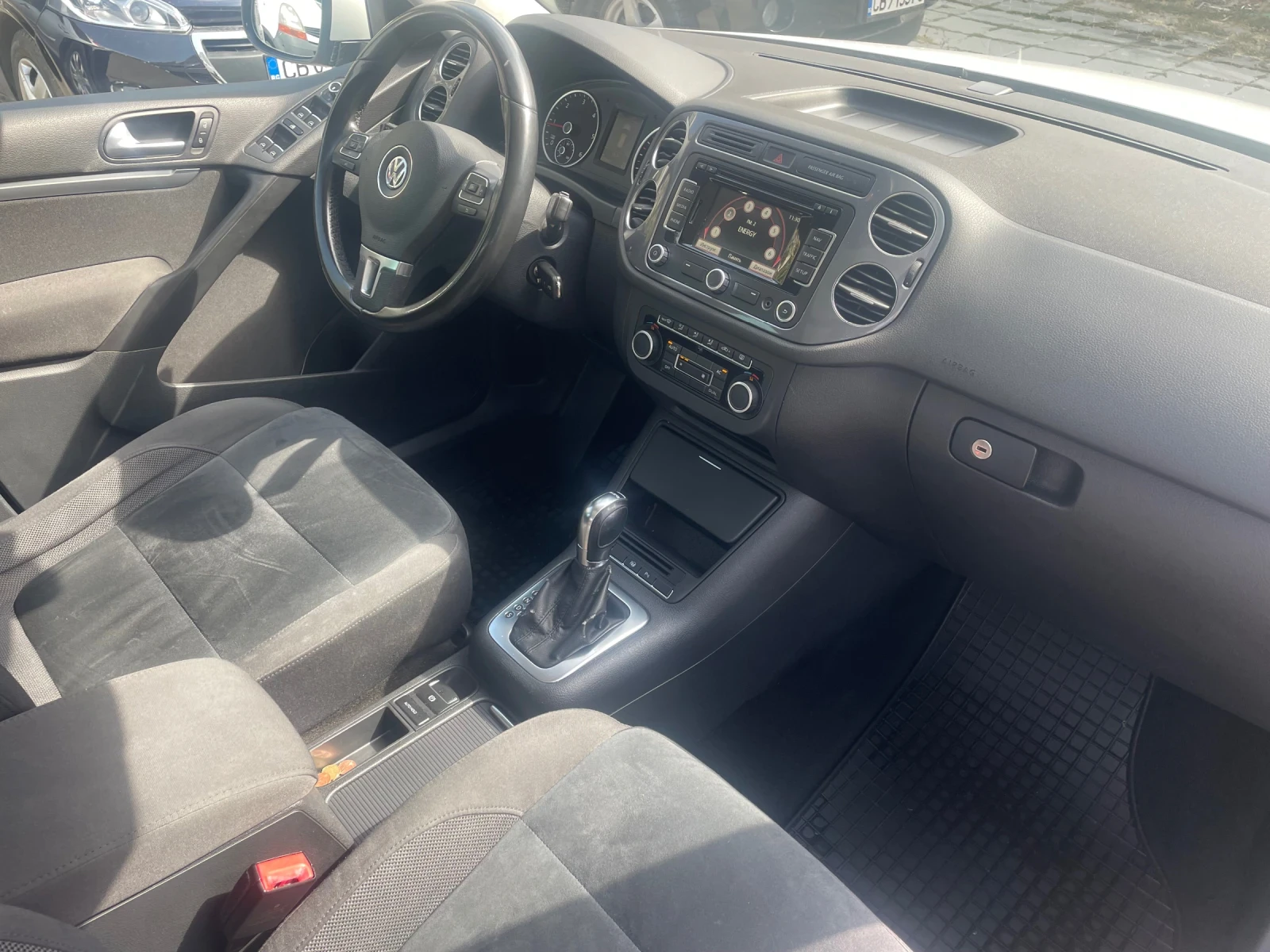 VW Tiguan 🔝 Панорама , снимка 14 - Автомобили и джипове - 56041848