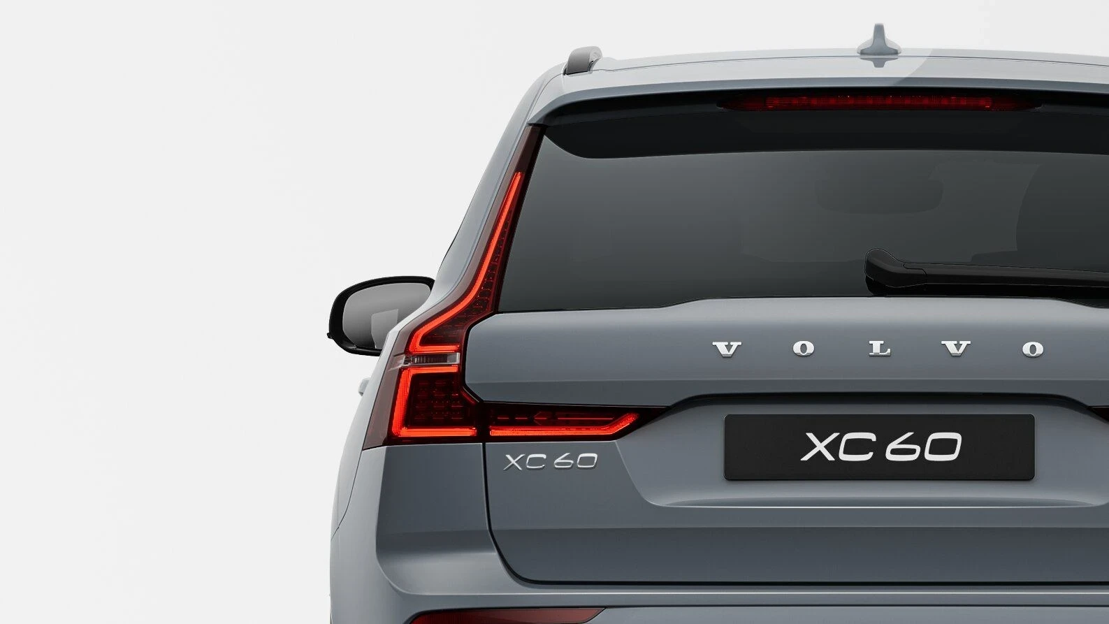 Volvo XC60 Dark Plus 2023 Harmon, снимка 5 - Автомобили и джипове - 56042820