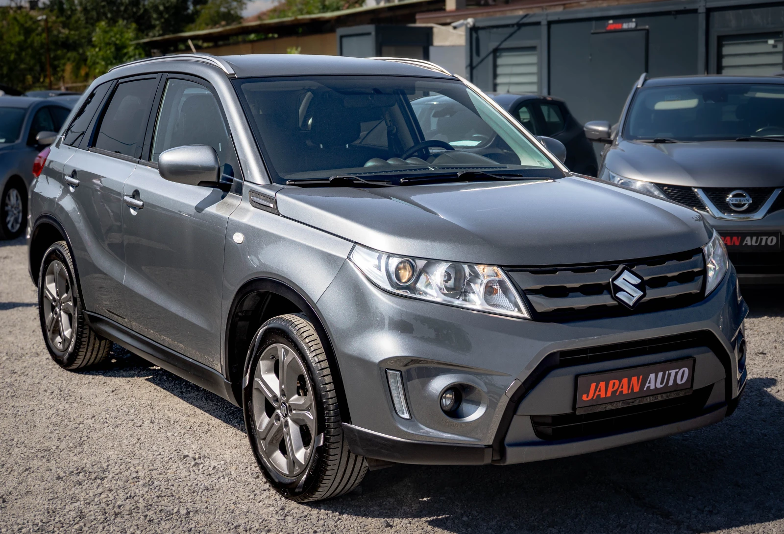 Suzuki Vitara 1.6 бензин ТОП! С ГАРАНЦИЯ! , снимка 3 - Автомобили и джипове - 56129075