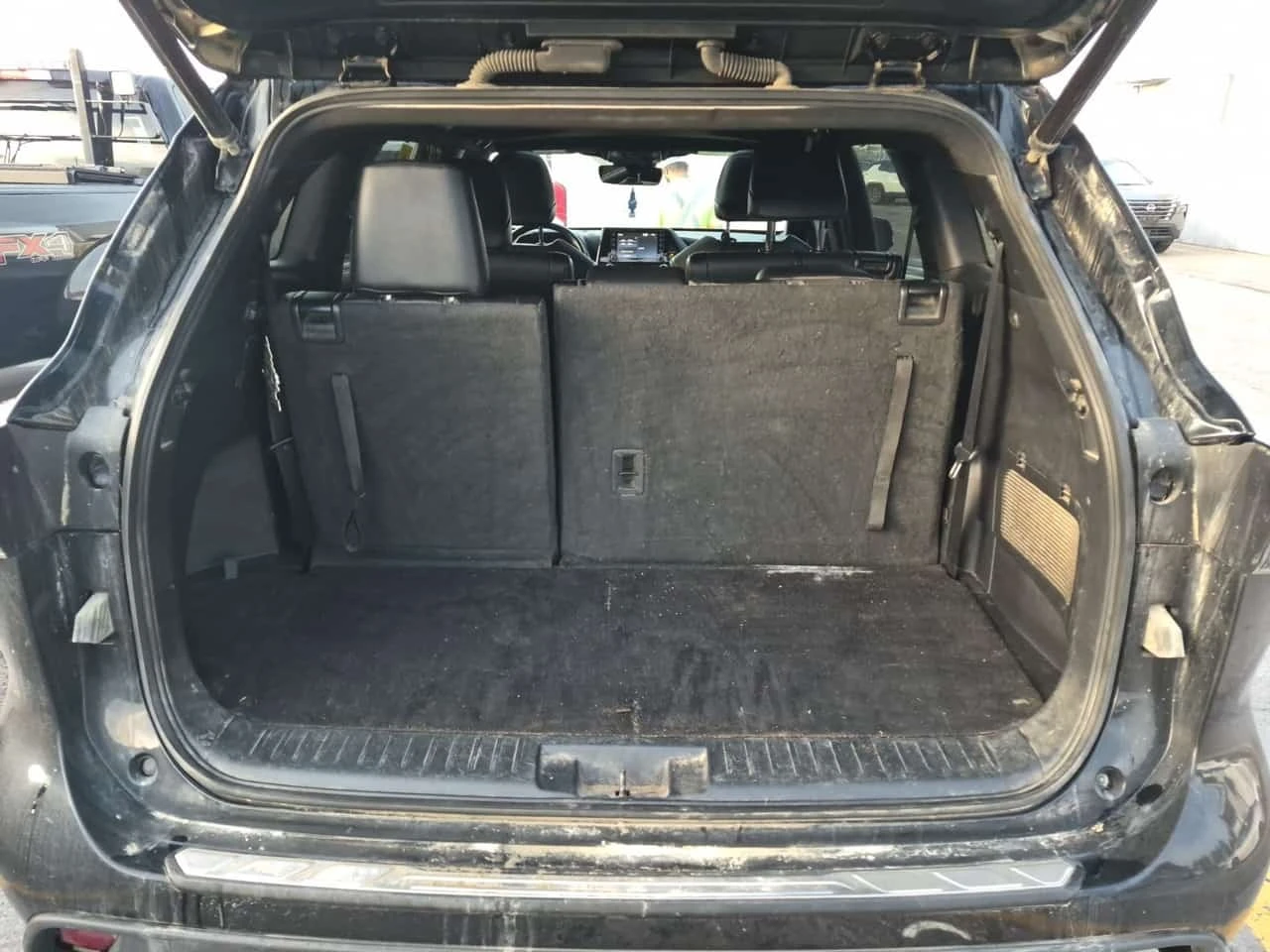 Toyota Highlander XSE AWD * 6-МЕСТЕН* БЕЗ ИНЦИДЕНТИ* , снимка 14 - Автомобили и джипове - 56307912