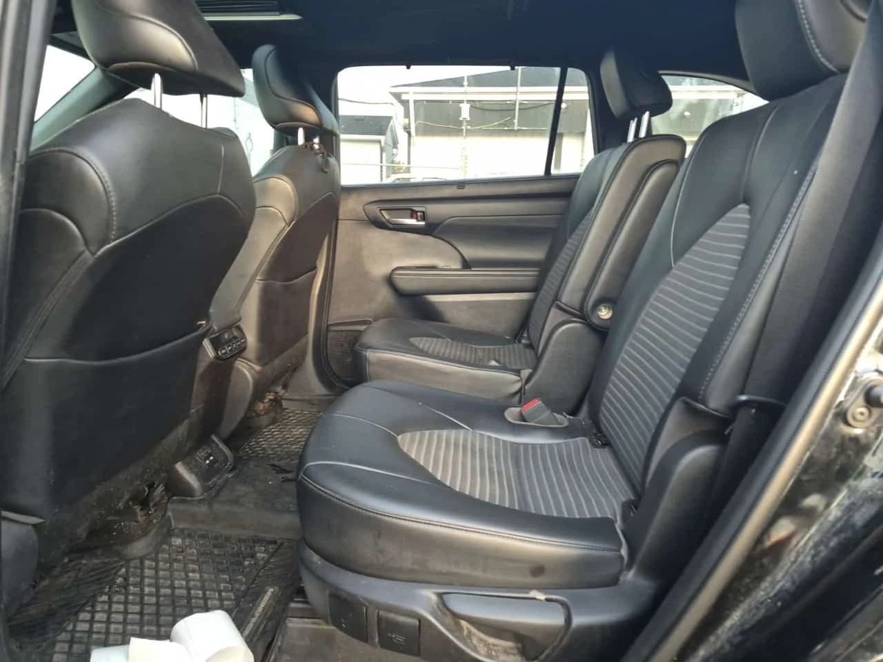 Toyota Highlander XSE AWD * 6-МЕСТЕН* БЕЗ ИНЦИДЕНТИ* , снимка 12 - Автомобили и джипове - 56307912