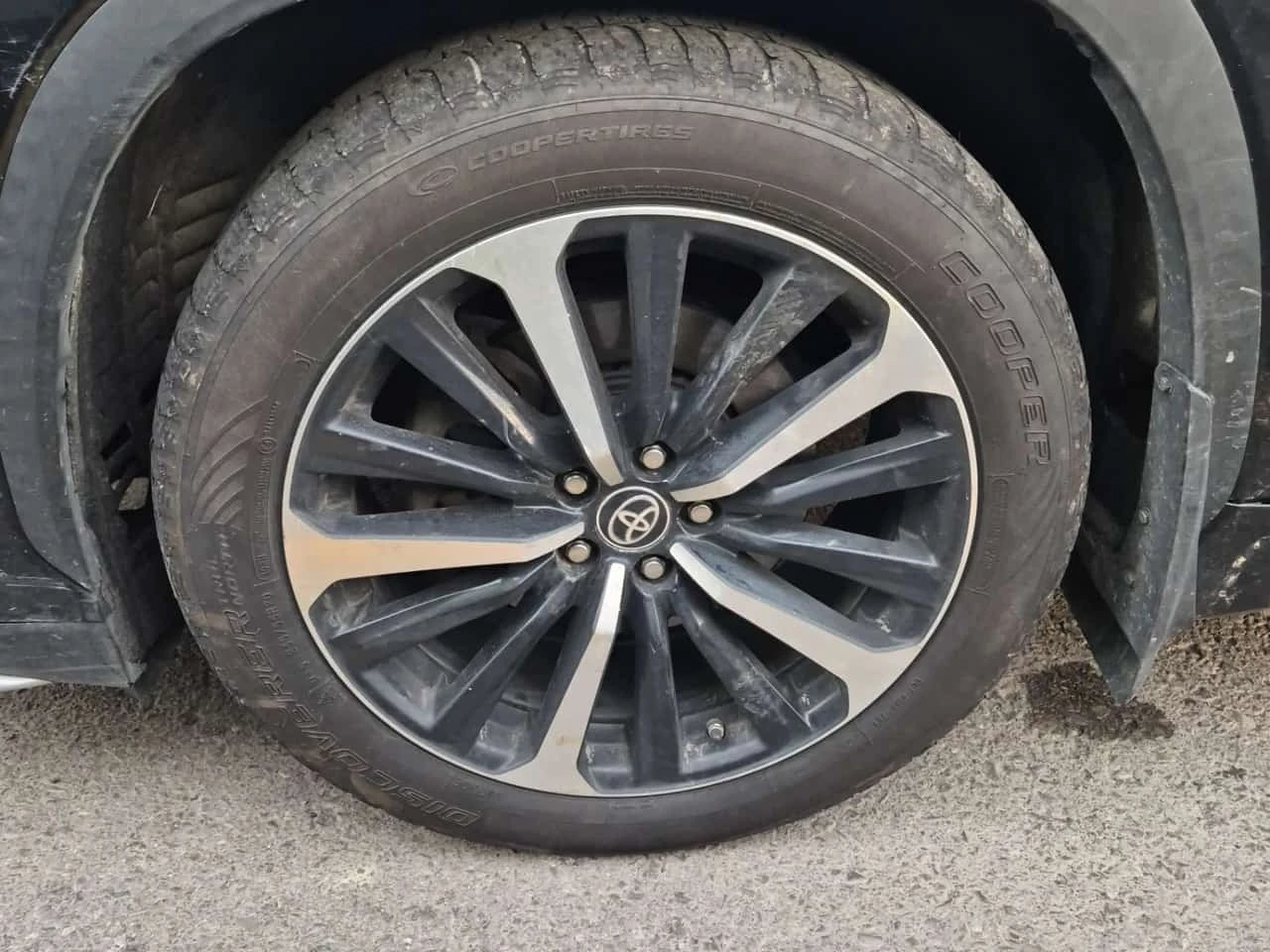 Toyota Highlander XSE AWD * 6-МЕСТЕН* БЕЗ ИНЦИДЕНТИ* , снимка 5 - Автомобили и джипове - 56307912