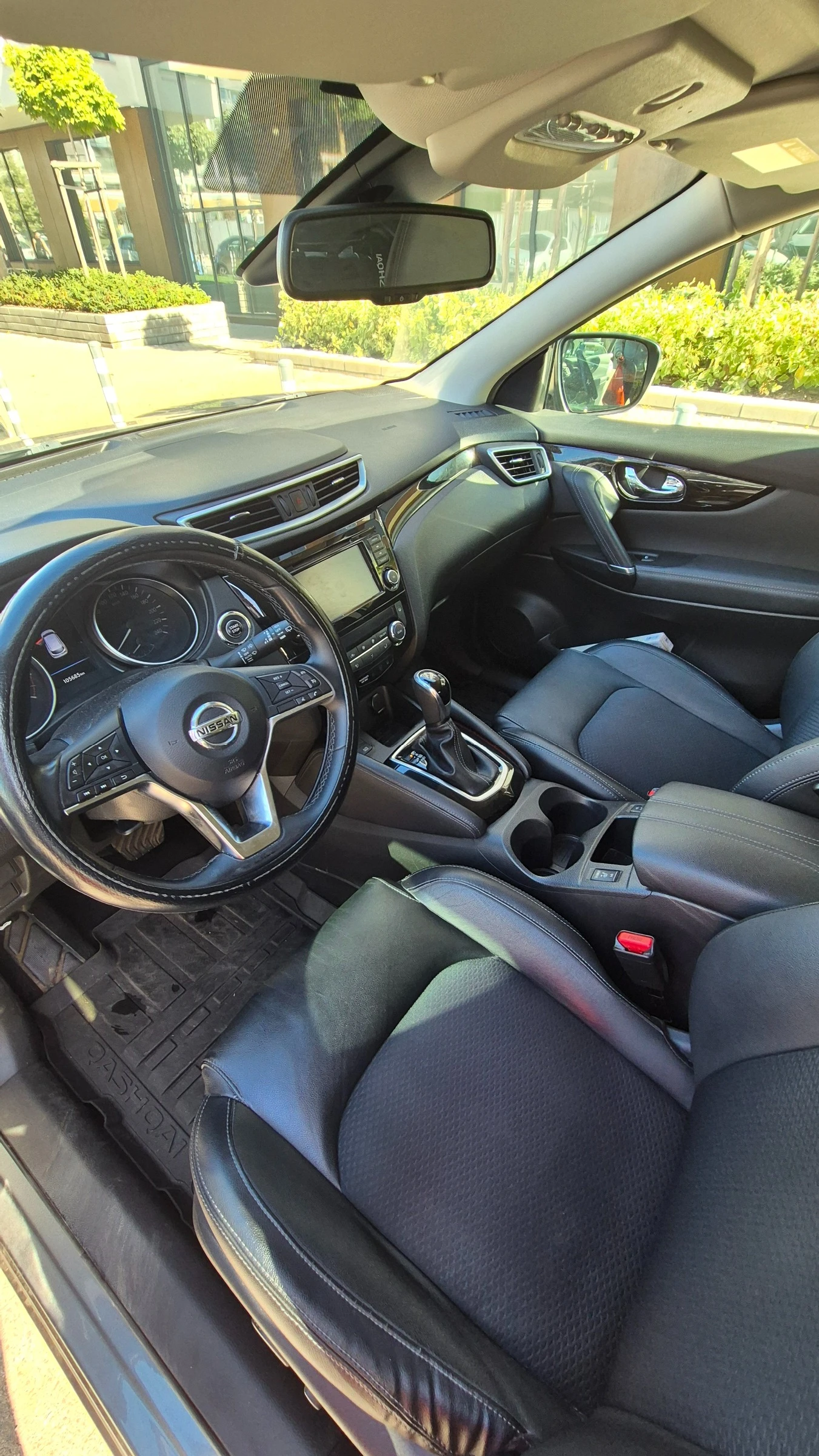 Nissan Qashqai, снимка 6 - Автомобили и джипове - 56555915