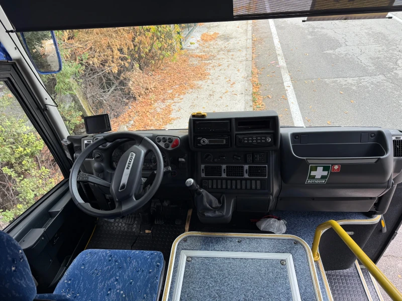 Iveco Classic 41 mesten stiklopaket Webasto , снимка 6 - Бусове и автобуси - 52568952