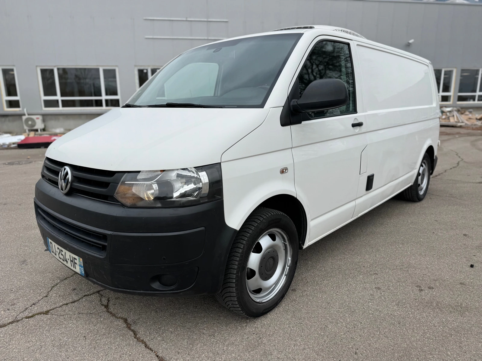 VW Transporter 2.0TDI-AUTOMATIC-ХЛАДИЛЕН-29 , снимка 1