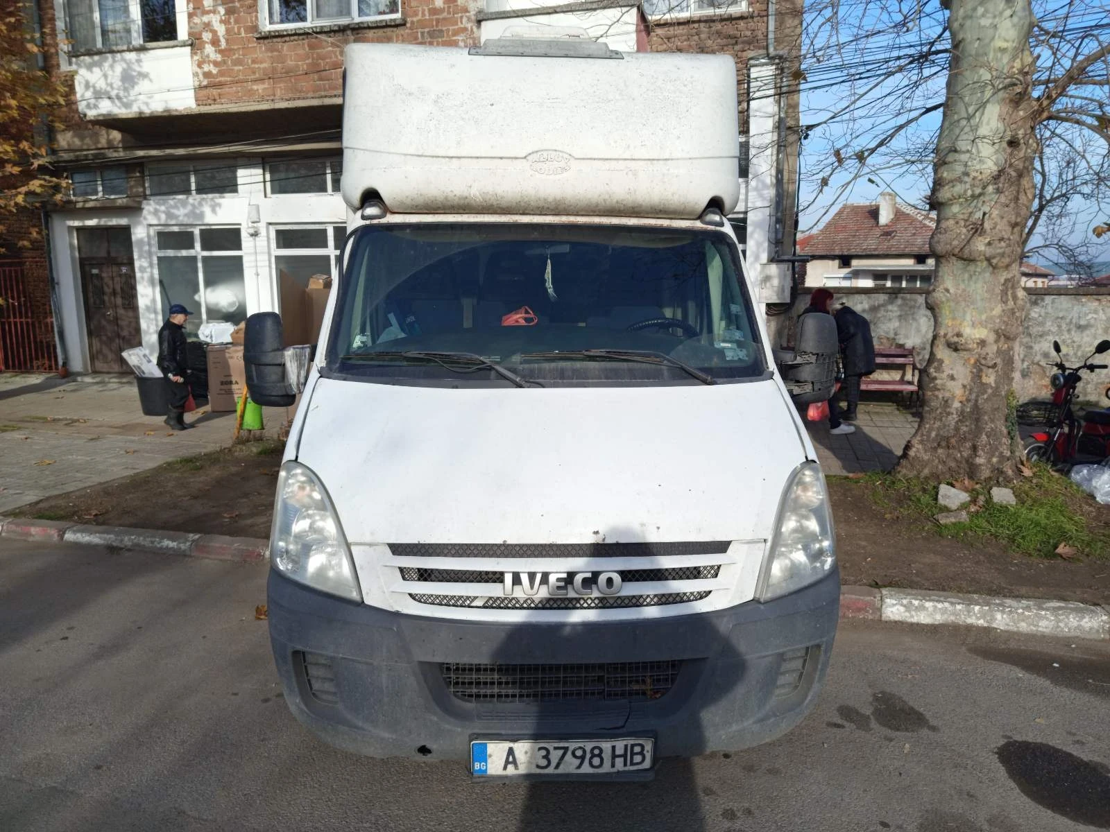 Iveco 3512 Товарна рампа до 750кг, снимка 1