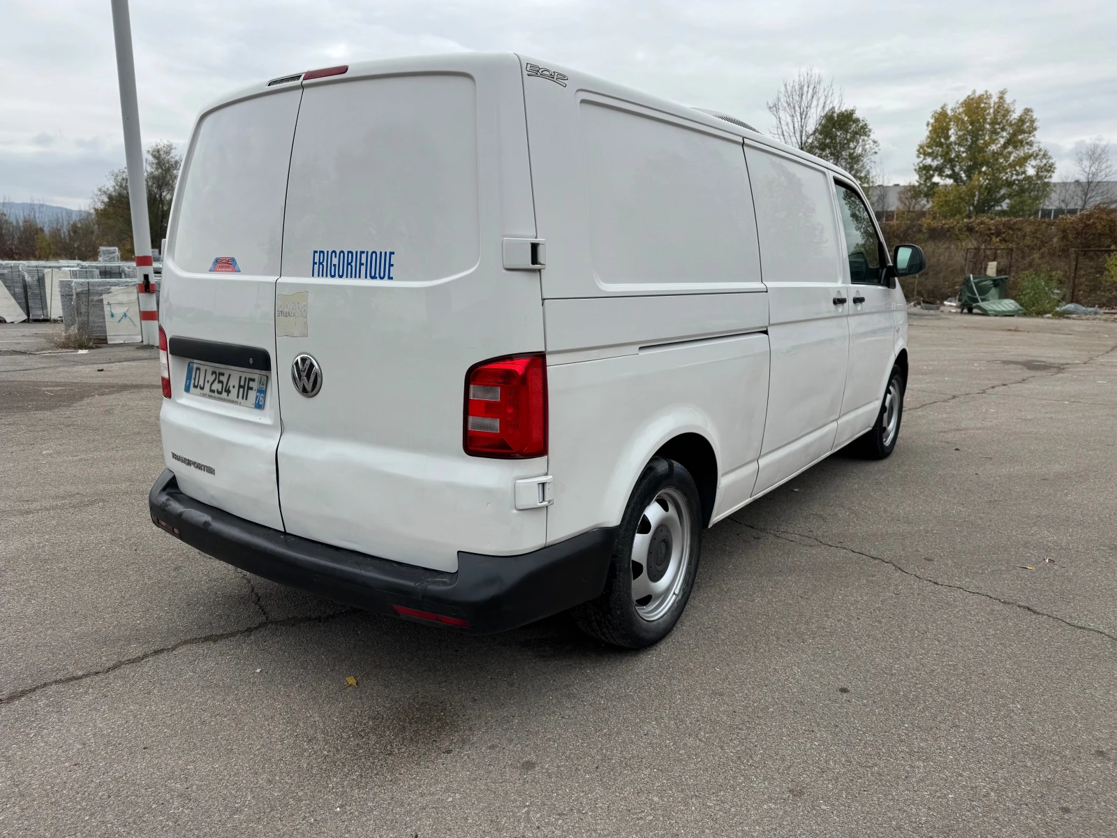 VW Transporter 2.0TDI-AUTOMATIC--29  | Mobile.bg   16