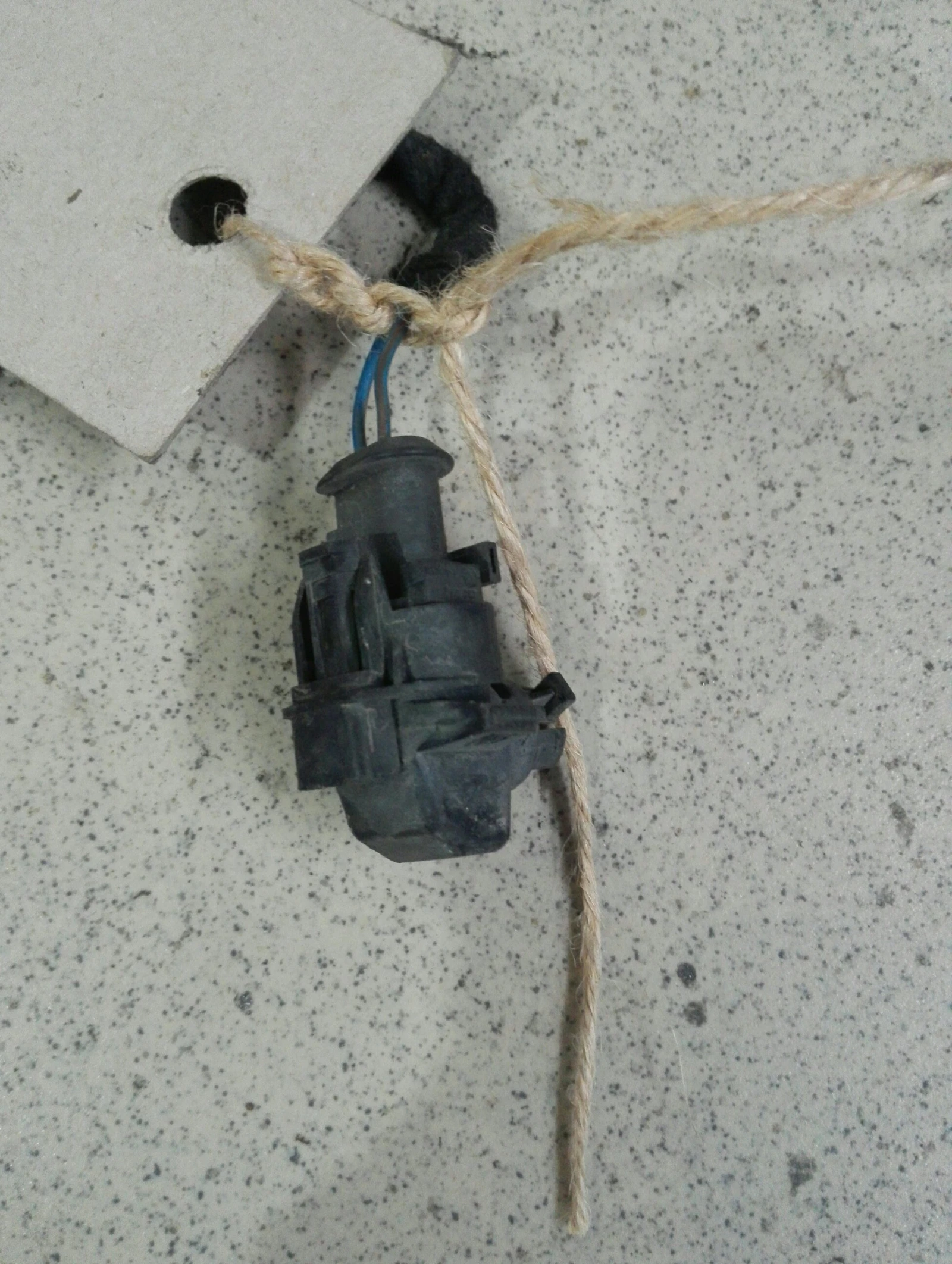 ������ ������ ����������� ���� ����� � 1.7���� | Mobile.bg � ����������� 1