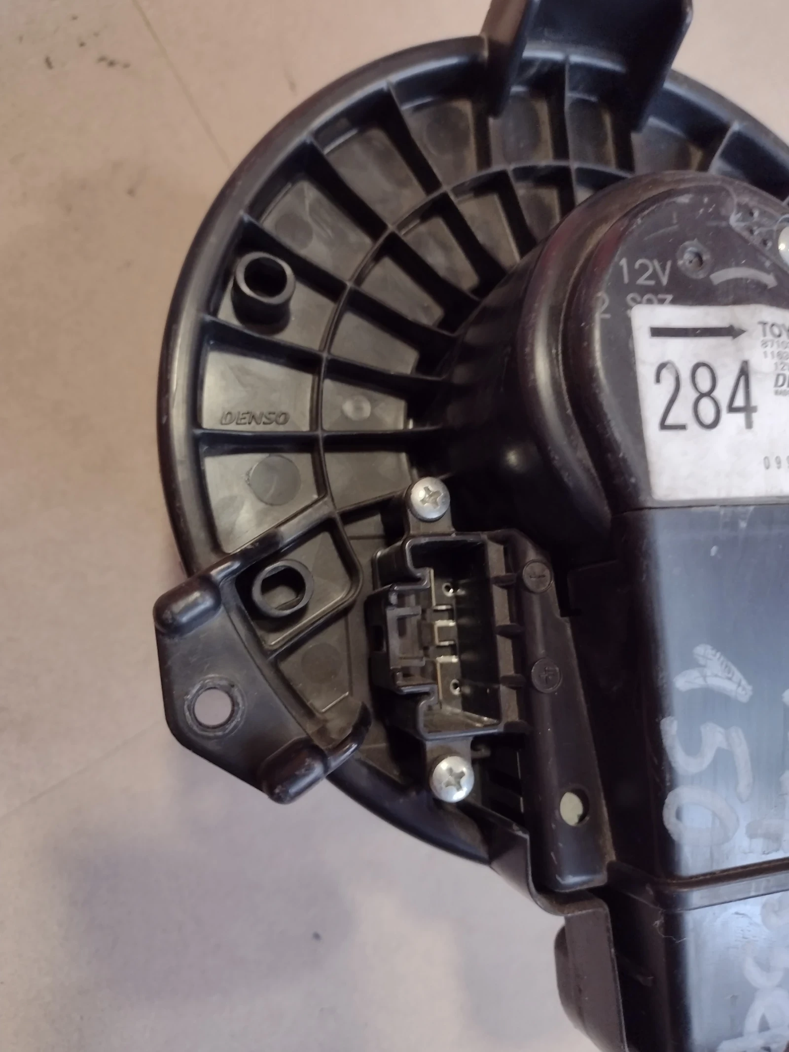 87103-60400     TOYOTA LAND CRUISER 150  DENSO 116360-2840 | Mobile.bg   3