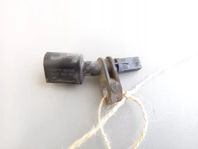 Абс датчик преден ляв Фолксваген Голф 7 (ч)