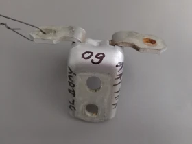 Панта врата задна лява долна Рено Лагуна хечбек 