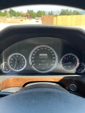 Mercedes-Benz E 200 E 200, снимка 8
