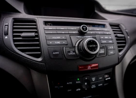 Honda Accord 2.0 i-VTEC С ГАРАНЦИЯ! ТОП!БЕЗПЛАТНА ГО ЗА 1Г., снимка 10