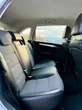 Mercedes-Benz A 200 CDI/ 6скр/ ОТЛИЧНО СЪСТОЯНИЕ, снимка 12