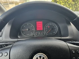 VW Touran 1.9 TDI/ 105 к.с. FREESTYLE/ FACELIFT/ УНИКАЛНА, снимка 13