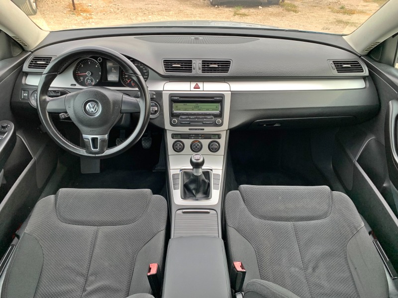 VW Passat 2.0TDI COMMON RAIL, снимка 9 - Автомобили и джипове - 42553895