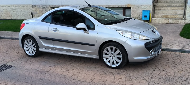 Peugeot 207 1.6 16V 110000km, снимка 1 - Автомобили и джипове - 47448614