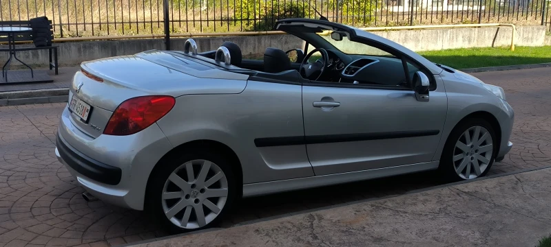 Peugeot 207 1.6 16V 110000km, снимка 7 - Автомобили и джипове - 47448614