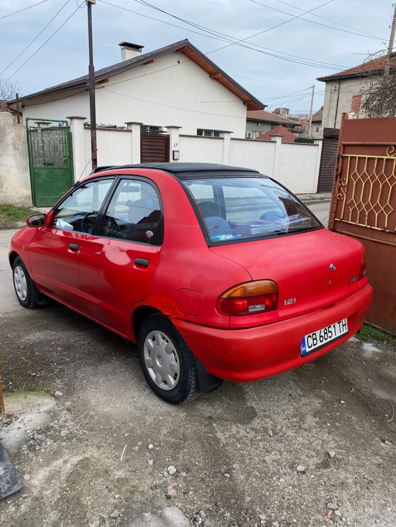 Mazda 121 LPG - Капарирана ! , снимка 2 - Автомобили и джипове - 48344438