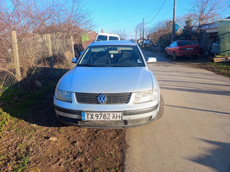 VW Passat, снимка 7 - Автомобили и джипове - 48844778