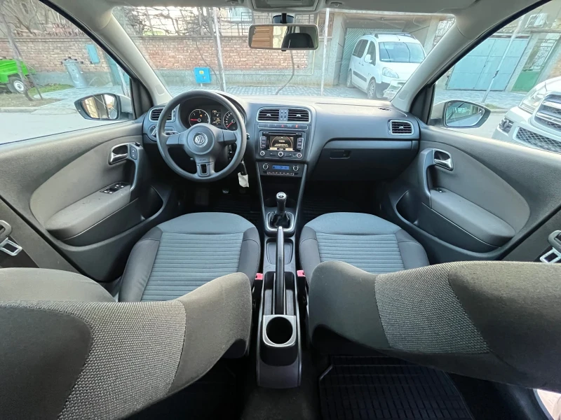 VW Polo Navi-1.6tdi-climate, снимка 13 - Автомобили и джипове - 49048700